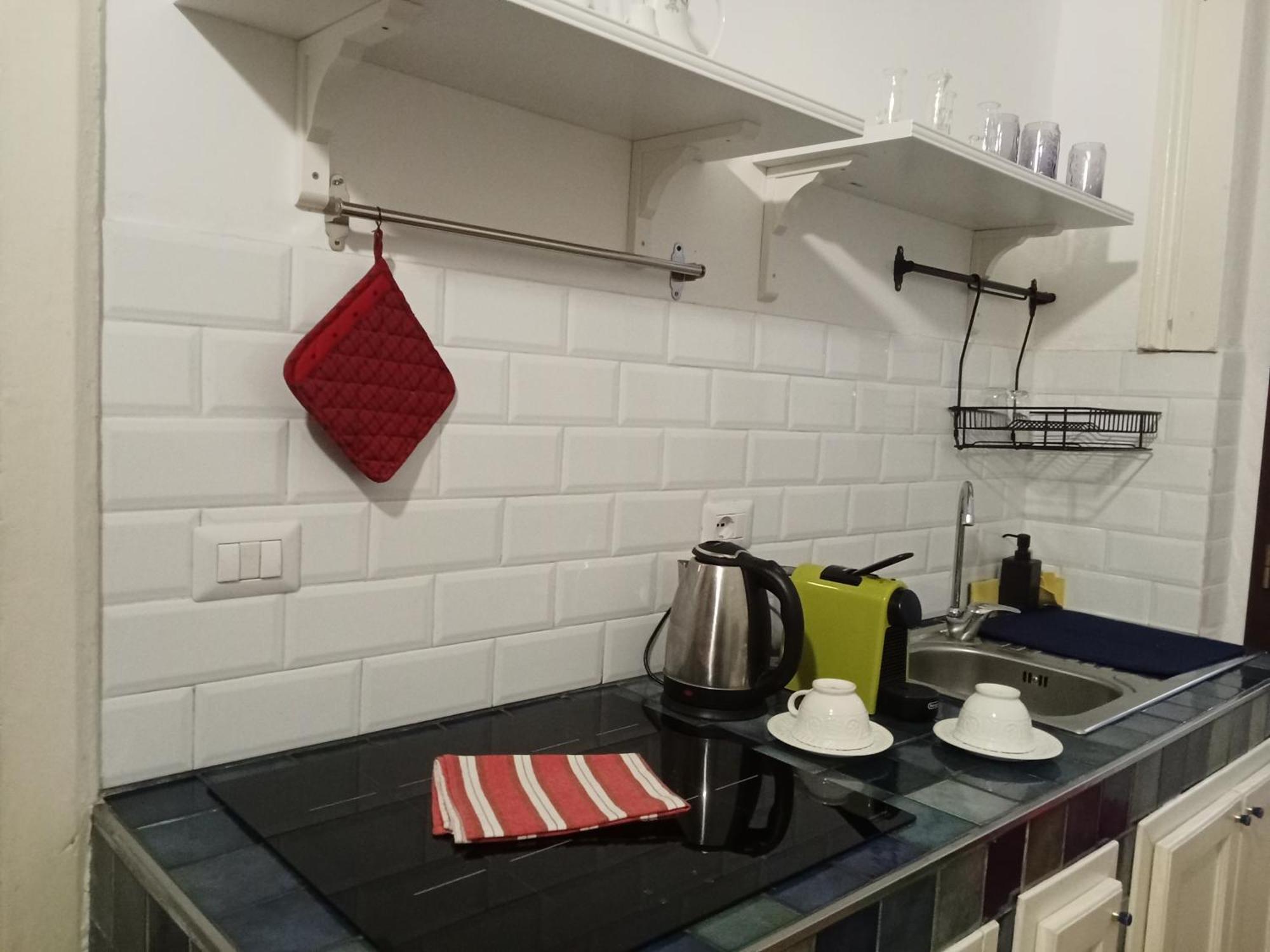 Binario 8 Stazione Apartment Catania